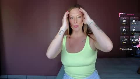Snapshot of green_eyed_goddess_ chatting on 04-10-26, 07:07 Green Eyed Goddess online show from 04-10-26, 07:07