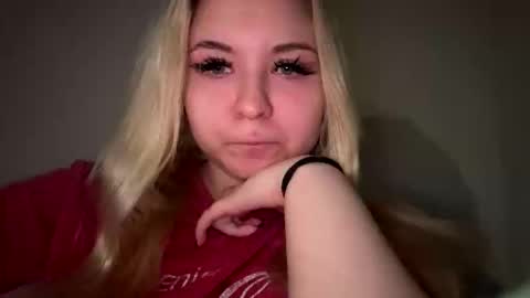 Lina 3 online show from 03-16-26, 05:39