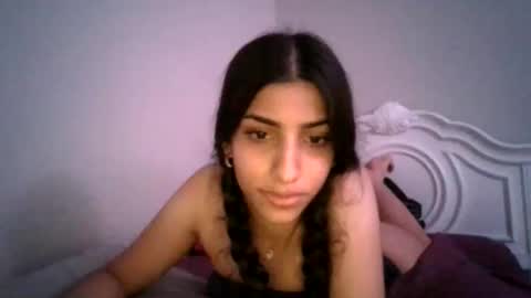 Snapshot of greencheek0 chatting on 11-02-25, 02:25 greencheek0 online show from 11-02-25, 02:25