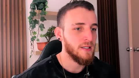 Juan online show from 11-28-25, 06:54