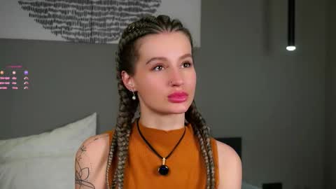 Kelly online show from 01-08-26, 12:18