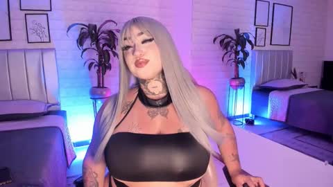 Snapshot of greennbella chatting on 01-12-26, 06:57 online show from 01-12-26, 06:57