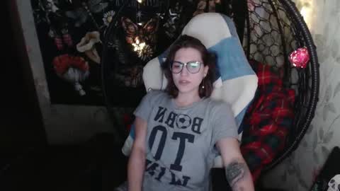 Snapshot of greenwitch9 chatting on 03-06-26, 02:02 Lina online show from 03-06-26, 02:02