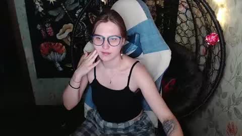 Lina online show from 06-12-26, 03:55