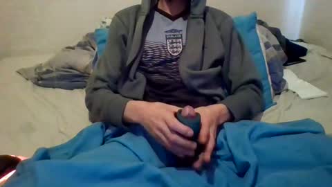 Essexboi85 online show from 06-18-26, 06:13