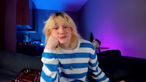 Snapshot of gregory_byyrd chatting on 12-24-24, 07:22 Greg-independent model online show from 12-24-24, 07:22