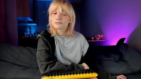 Snapshot of gregory_byyrd chatting on 01-31-25, 06:57 Greg-independent model online show from 01-31-25, 06:57