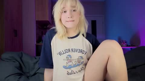 Snapshot of gregory_byyrd chatting on 09-26-25, 08:57 Greg-independent model online show from 09-26-25, 08:57