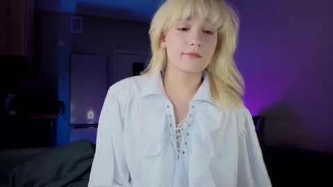 Snapshot of gregory_byyrd chatting on 09-28-25, 09:53 Greg-independent model online show from 09-28-25, 09:53