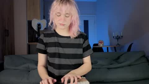 Snapshot of gregory_byyrd chatting on 03-01-26, 10:34 Greg-independent model online show from 03-01-26, 10:34