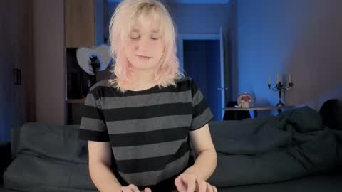 Snapshot of gregory_byyrd chatting on 03-14-26, 09:09 Greg-independent model online show from 03-14-26, 09:09