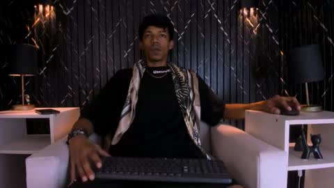 Snapshot of gregory_sforza chatting on 01-06-26, 07:28 GregorySforza online show from 01-06-26, 07:28