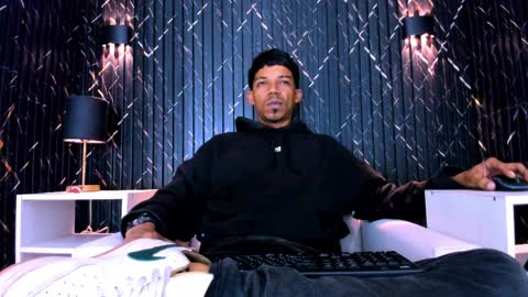 Snapshot of gregory_sforza chatting on 04-01-26, 02:56 GregorySforza online show from 04-01-26, 02:56