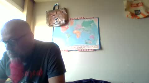 gregrev online show from 05-06-26, 01:47