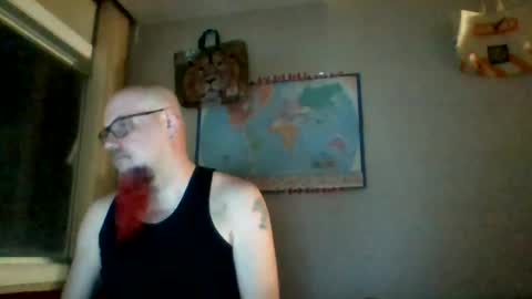 Snapshot of gregrev chatting on 07-09-26, 07:34 gregrev online show from 07-09-26, 07:34