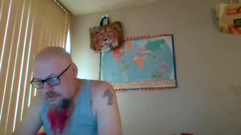 Snapshot of gregrev chatting on 07-22-26, 06:43 gregrev online show from 07-22-26, 06:43