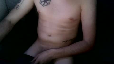Snapshot of greloz chatting on 06-17-26, 06:38 greloz online show from 06-17-26, 06:38