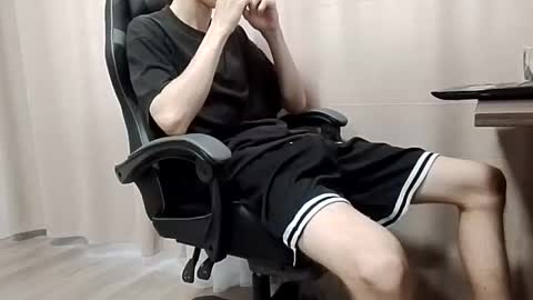 Felix online show from 10-15-25, 11:32