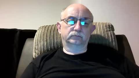 Snapshot of grey_dom chatting on 12-26-24, 10:09 Master  Sir online show from 12-26-24, 10:09