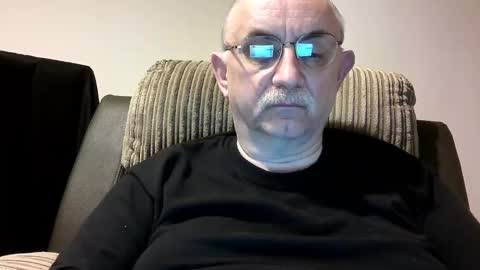 Snapshot of grey_dom chatting on 12-27-24, 07:14 Master  Sir online show from 12-27-24, 07:14