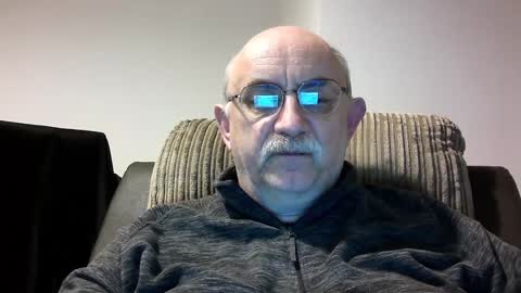Snapshot of grey_dom chatting on 01-08-25, 09:23 Master  Sir online show from 01-08-25, 09:23