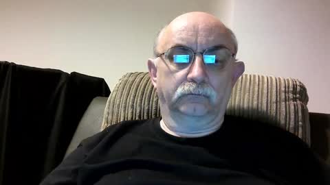 Snapshot of grey_dom chatting on 01-10-25, 08:48 Master  Sir online show from 01-10-25, 08:48
