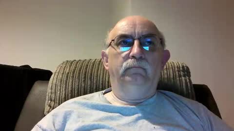 Snapshot of grey_dom chatting on 09-28-25, 10:31 Master  Sir online show from 09-28-25, 10:31
