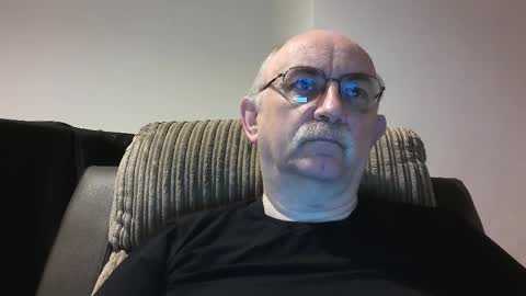 Snapshot of grey_dom chatting on 10-12-25, 10:58 Master  Sir online show from 10-12-25, 10:58