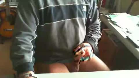 Snapshot of greyhounddog chatting on 12-14-24, 11:50 greyhounddog online show from 12-14-24, 11:50