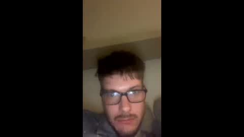 Snapshot of greyvan96 chatting on 02-17-25, 04:53 Perfectlyaveragesavage online show from 02-17-25, 04:53