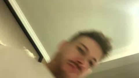 Snapshot of greyvan96 chatting on 12-01-25, 04:12 Perfectlyaveragesavage online show from 12-01-25, 04:12