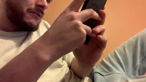 Snapshot of greyvan96 chatting on 01-07-26, 12:57 Perfectlyaveragesavage online show from 01-07-26, 12:57