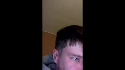 Snapshot of greyvan96 chatting on 02-21-26, 01:28 Perfectlyaveragesavage online show from 02-21-26, 01:28