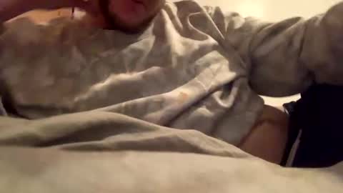 Snapshot of greyvan96 chatting on 03-04-26, 03:12 Perfectlyaveragesavage online show from 03-04-26, 03:12