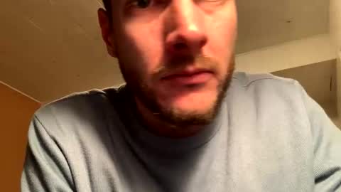 Snapshot of greyvan96 chatting on 03-06-26, 02:08 Perfectlyaveragesavage online show from 03-06-26, 02:08