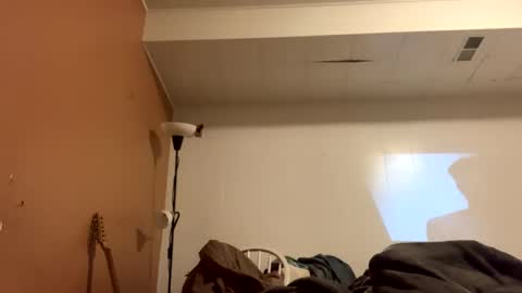 Snapshot of greyvan96 chatting on 03-14-26, 03:34 Perfectlyaveragesavage online show from 03-14-26, 03:34