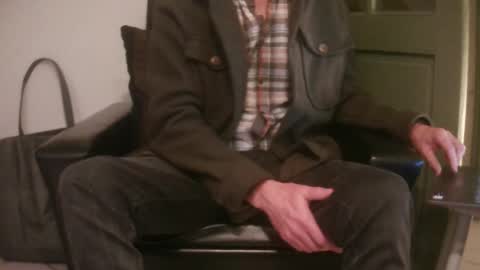 Snapshot of grimbergen123 chatting on 12-18-25, 08:04 Grim online show from 12-18-25, 08:04