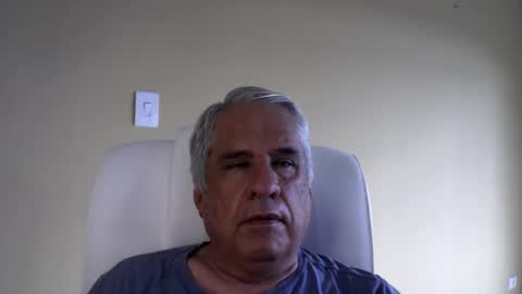 grisa01 online show from 02-19-25, 06:54