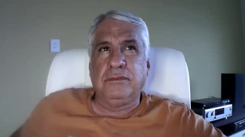 grisa01 online show from 10-30-25, 06:52