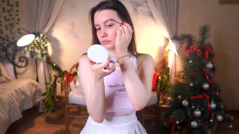 Snapshot of griselberumen chatting on 02-08-26, 04:16 Gwen online show from 02-08-26, 04:16