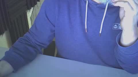 Snapshot of grooce_sub chatting on 04-19-26, 07:49 Grooce online show from 04-19-26, 07:49