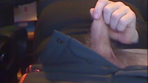 Snapshot of gruhahn chatting on 12-21-24, 06:44 DankMess online show from 12-21-24, 06:44