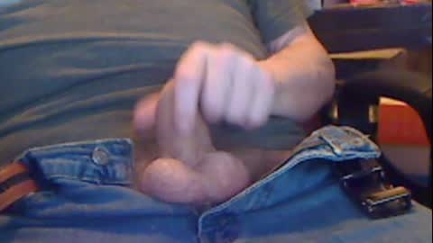 Snapshot of gruhahn chatting on 12-25-24, 05:05 DankMess online show from 12-25-24, 05:05