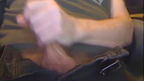 Snapshot of gruhahn chatting on 01-21-25, 11:34 DankMess online show from 01-21-25, 11:34