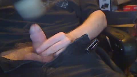 Snapshot of gruhahn chatting on 01-23-25, 05:24 DankMess online show from 01-23-25, 05:24