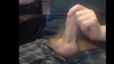 Snapshot of gruhahn chatting on 09-20-25, 05:08 DankMess online show from 09-20-25, 05:08