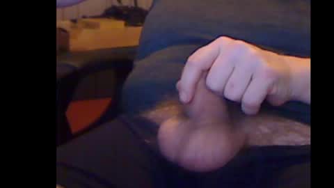 Snapshot of gruhahn chatting on 11-25-25, 05:18 DankMess online show from 11-25-25, 05:18