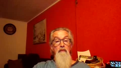 Snapshot of grybear60 chatting on 12-13-24, 08:09 Grybear online show from 12-13-24, 08:09