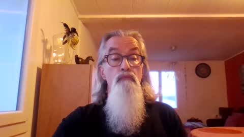 Snapshot of grybear60 chatting on 02-02-26, 07:29 Grybear online show from 02-02-26, 07:29