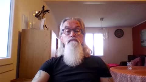 Snapshot of grybear60 chatting on 03-02-26, 07:48 Grybear online show from 03-02-26, 07:48